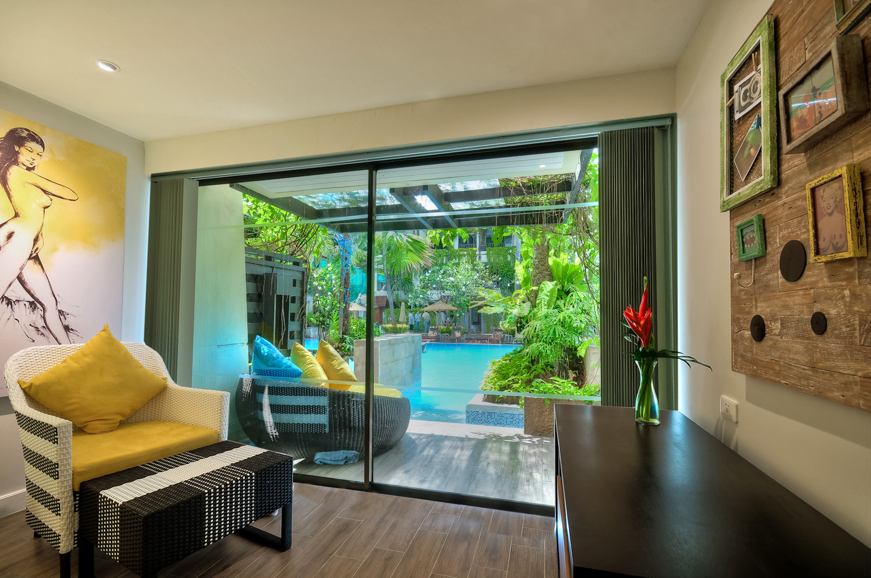 Burasari Phuket :: Premier Pool Access